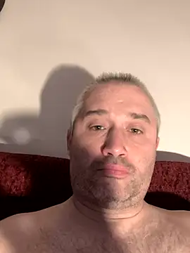 Olomoucak1982 online show from March 30, 2026, 4:41 pm