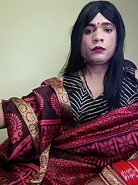 Snapshot of Lovely_Ladyboy_star chatting on February 15, 2026, 4:14 pm Lovely Ladyboy star online show from February 15, 2026, 4:14 pm