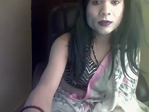 Snapshot of Lovely_Ladyboy_star chatting on February 17, 2026, 5:41 pm Lovely Ladyboy star online show from February 17, 2026, 5:41 pm