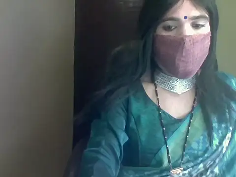 Snapshot of Lovely_Ladyboy_star chatting on February 28, 2026, 6:20 pm Lovely Ladyboy star online show from February 28, 2026, 6:20 pm