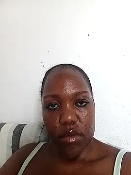 SandyBlack02 online show from December 14, 2025, 2:33 pm