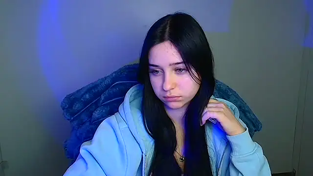 Lilu May online show from March 17, 2026, 12:52 pm