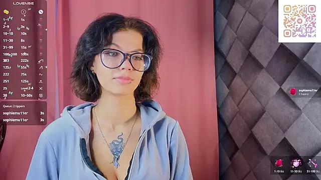 Snapshot of Ameliisun chatting on December 17, 2025, 12:33 pm Ameliisun online show from December 17, 2025, 12:33 pm