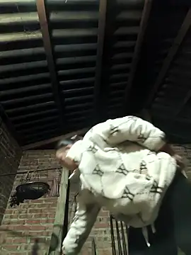 Y-eahi online show from January 9, 2026, 2:42 pm