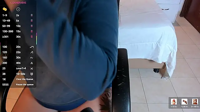 Snapshot of Ambar_Cooxx chatting on January 15, 2026, 11:15 am Ambar Cooxx online show from January 15, 2026, 11:15 am