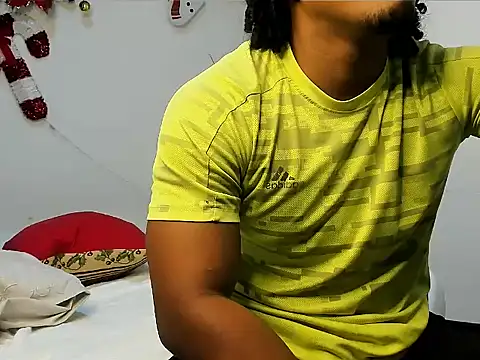 Snapshot of alex_balck chatting on January 9, 2026, 11:35 am alex balck online show from January 9, 2026, 11:35 am