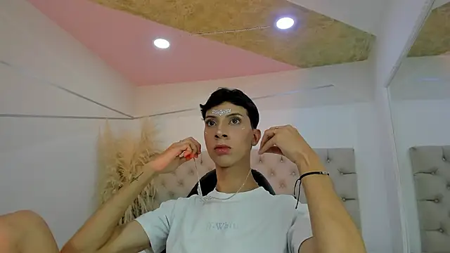 Jamess Carterr  online show from February 2, 2026, 8:18 pm