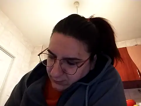 Dana92va online show from February 23, 2026, 5:49 am