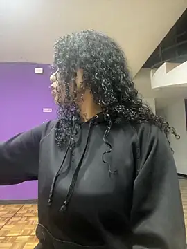 arianna roxe online show from February 19, 2026, 4:52 am