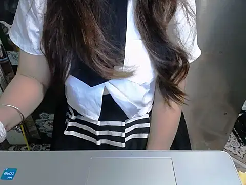 Snapshot of maian_love chatting on June 21, 2026, 7:49 pm maian love online show from June 21, 2026, 7:49 pm