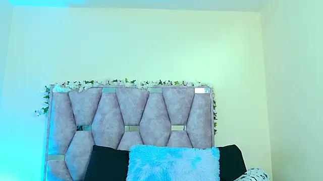 iris and damian online show from February 1, 2026, 4:16 pm