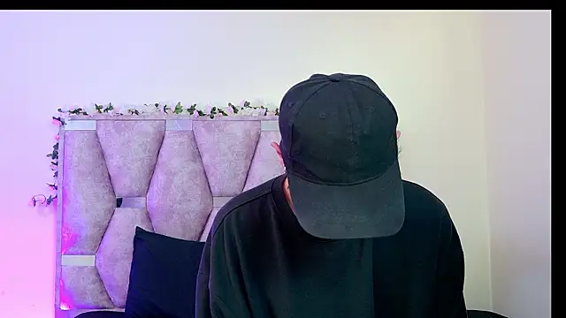 iris and damian online show from March 5, 2026, 5:20 pm