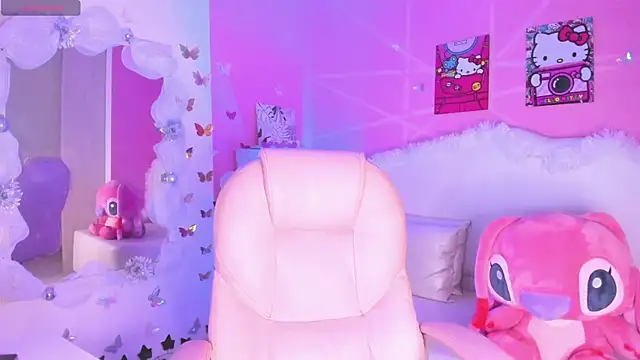 Snapshot of isabella_castillo_ chatting on January 17, 2026, 9:18 pm isabella castillo online show from January 17, 2026, 9:18 pm