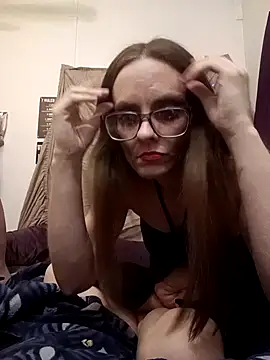 snowbird1117 online show from January 9, 2026, 4:26 am