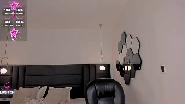 ChloeManson online show from January 18, 2025, 2:47 am