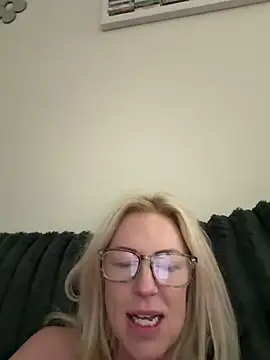 sinfulsara online show from February 28, 2026, 12:44 am