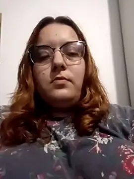 SpicyEmily XX online show from December 4, 2025, 10:40 pm