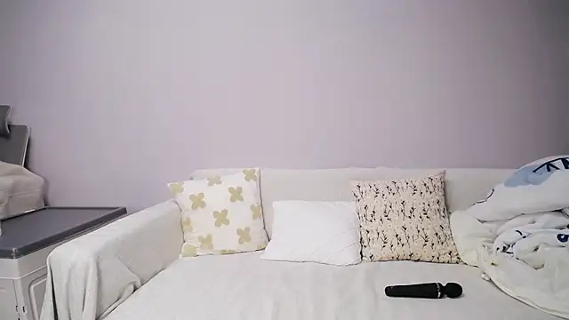 Suotomeai online show from February 12, 2026, 11:49 am