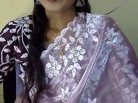 Snapshot of Shab_M chatting on February 14, 2026, 6:43 am Shab M online show from February 14, 2026, 6:43 am