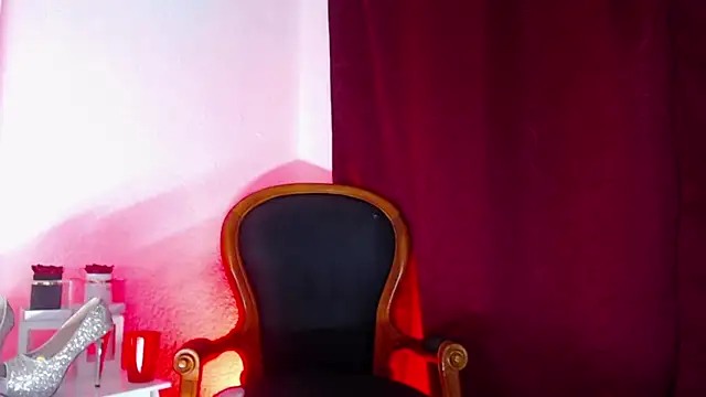 SusaanPonce online show from February 23, 2026, 12:24 pm