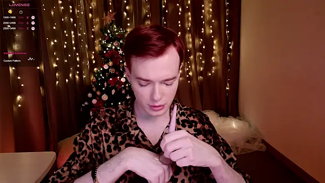 Kristenegor online show from December 21, 2025, 9:33 pm