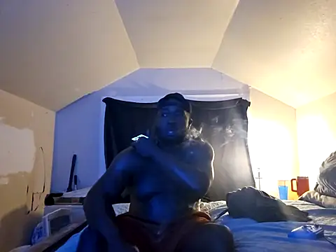 iLOVETRAY96 online show from April 20, 2026, 7:11 am