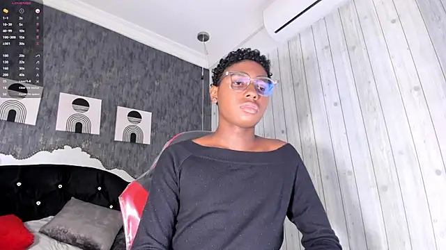 teylor lovee online show from March 27, 2026, 9:14 pm