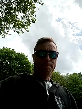 Snapshot of jefflatex45 chatting on May 7, 2026, 11:26 am jefflatex45 online show from May 7, 2026, 11:26 am