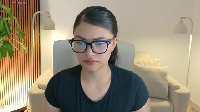 Snapshot of victoria___moon chatting on June 10, 2026, 2:16 pm victoria moon online show from June 10, 2026, 2:16 pm