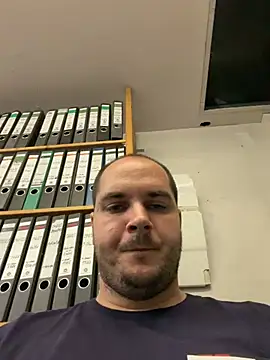 GeilerFinn95 online show from June 17, 2026, 4:52 pm