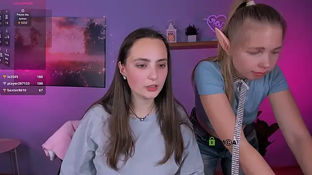 jenna elayne online show from December 15, 2025, 1:15 pm