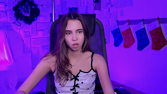 KimPorins online show from December 15, 2025, 1:15 pm