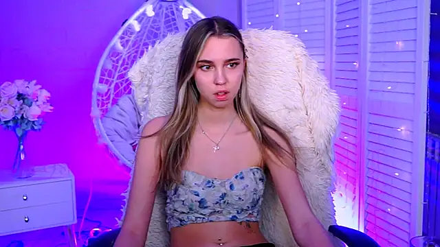 Snapshot of KimPorins chatting on February 10, 2026, 1:04 pm KimPorins online show from February 10, 2026, 1:04 pm