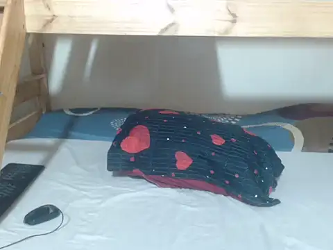 Phoenix Curvelicious online show from December 17, 2025, 12:05 am