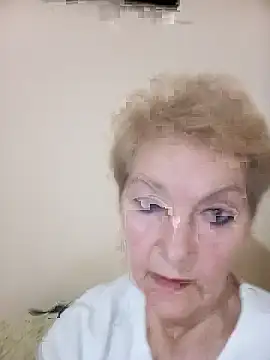 Snapshot of Calypso-Loove chatting on January 17, 2026, 12:10 pm Calypso-Loove online show from January 17, 2026, 12:10 pm