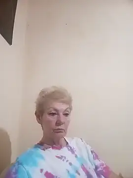 Snapshot of Calypso-Loove chatting on February 7, 2026, 4:22 pm Calypso-Loove online show from February 7, 2026, 4:22 pm