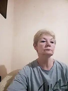 Snapshot of Calypso-Loove chatting on February 21, 2026, 2:40 pm Calypso-Loove online show from February 21, 2026, 2:40 pm