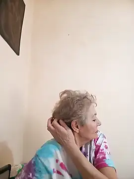 Snapshot of Calypso-Loove chatting on February 27, 2026, 2:06 pm Calypso-Loove online show from February 27, 2026, 2:06 pm