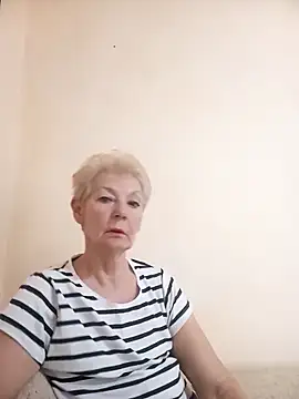 Snapshot of Calypso-Loove chatting on March 27, 2026, 12:16 pm Calypso-Loove online show from March 27, 2026, 12:16 pm