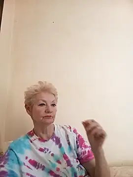 Snapshot of Calypso-Loove chatting on April 3, 2026, 10:57 am Calypso-Loove online show from April 3, 2026, 10:57 am