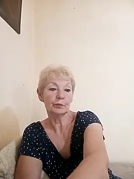 Snapshot of Calypso-Loove chatting on June 11, 2026, 8:12 am Calypso-Loove online show from June 11, 2026, 8:12 am