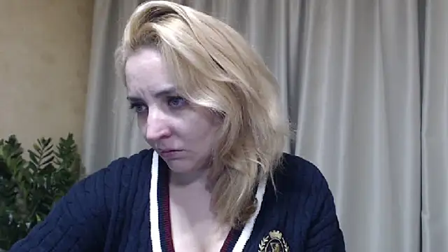 sweetpussy online show from April 4, 2026, 3:31 pm