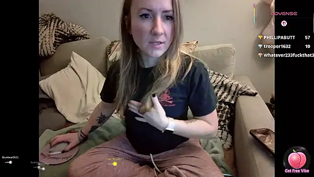 Snapshot of alluringpixie chatting on January 8, 2026, 11:07 pm alluringpixie online show from January 8, 2026, 11:07 pm