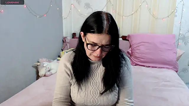 SashaBond online show from January 10, 2026, 12:29 pm