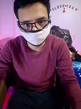 daisytaylorx1 online show from February 13, 2026, 9:33 pm