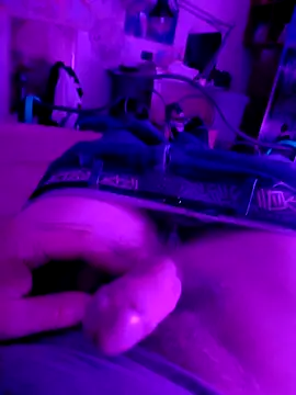 barbone15 online show from April 17, 2026, 9:18 pm