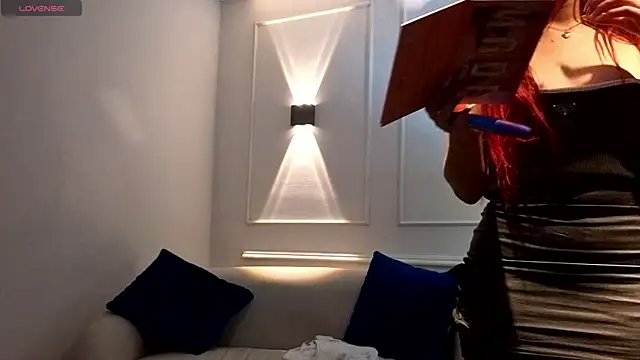 scarlettvg online show from January 10, 2026, 4:25 am