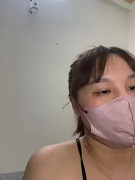 Snapshot of Hello_honey chatting on June 25, 2026, 3:49 pm Hello honey online show from June 25, 2026, 3:49 pm