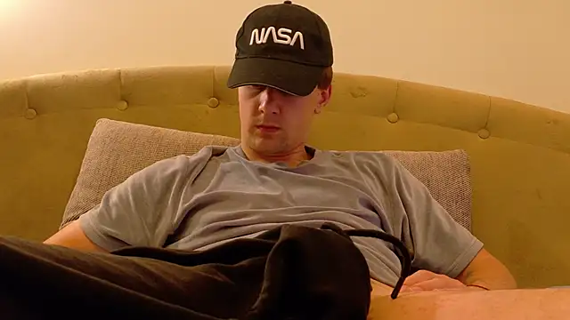 Brellisimo online show from February 27, 2026, 10:32 pm