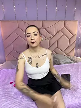 Snapshot of Sabrina_Cutte chatting on January 13, 2026, 6:46 pm Sabrina Cutte online show from January 13, 2026, 6:46 pm